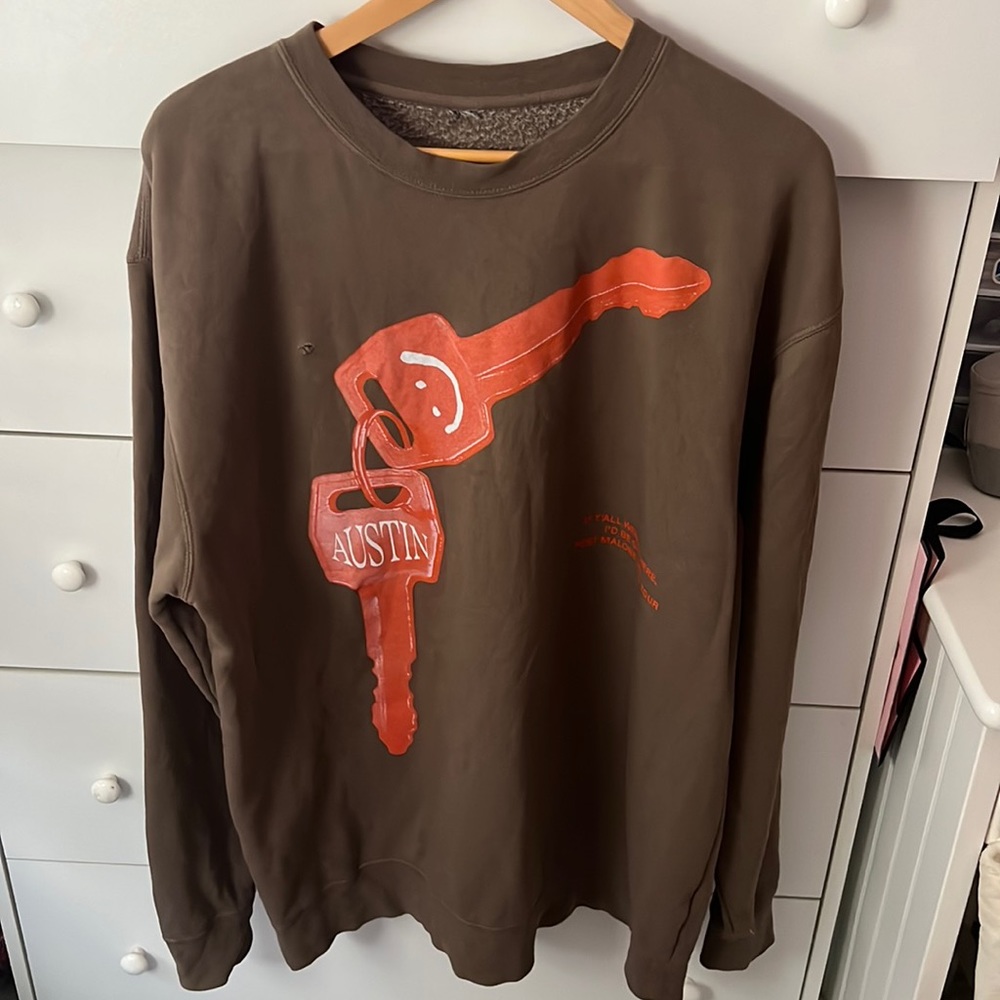 POST MALONE TOUR CREWNECK MERCH